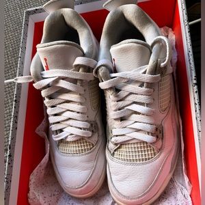 Air Jordan 4 Retro White Oreo